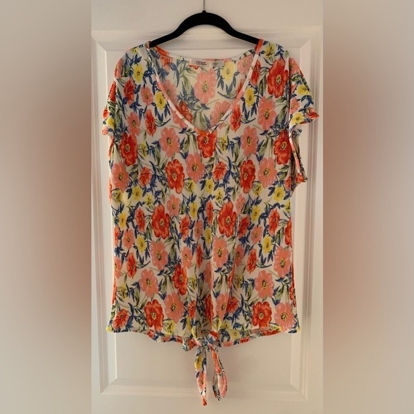 cure Tops - Cure L Floral V-Neck Short Sleeve Top Tie Front Rhinestone 0083